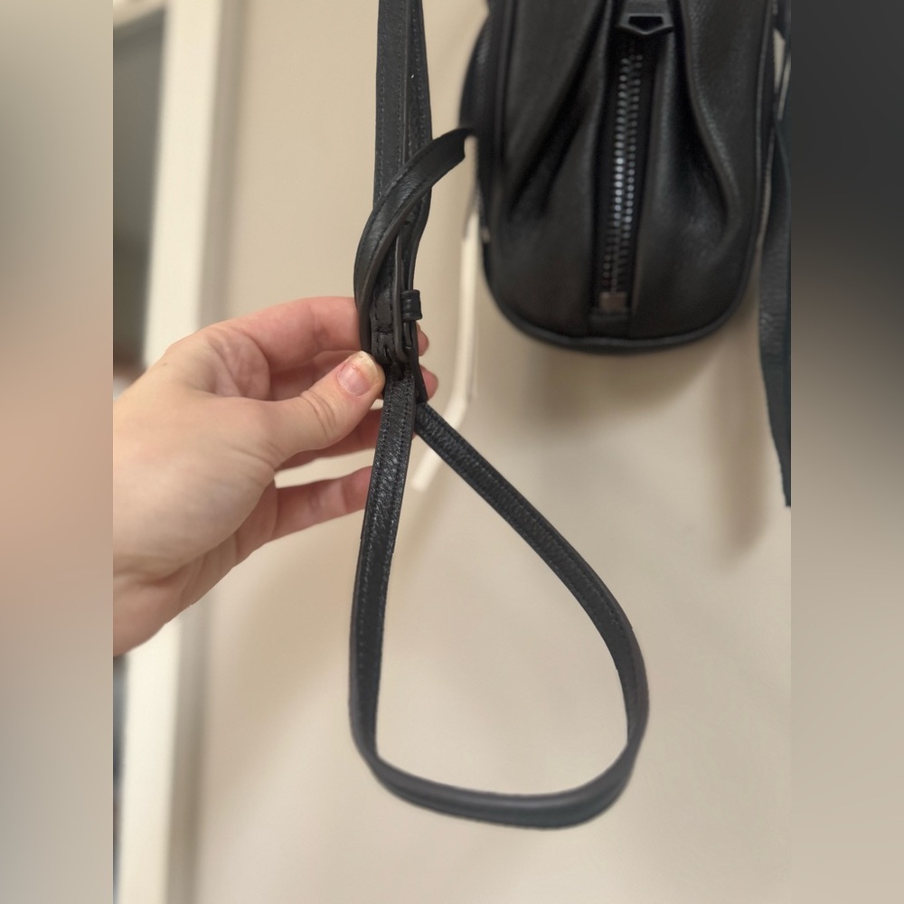 NEW Aimee Kestenberg Leather Black Crossbody Bag - Picture 9 of 10